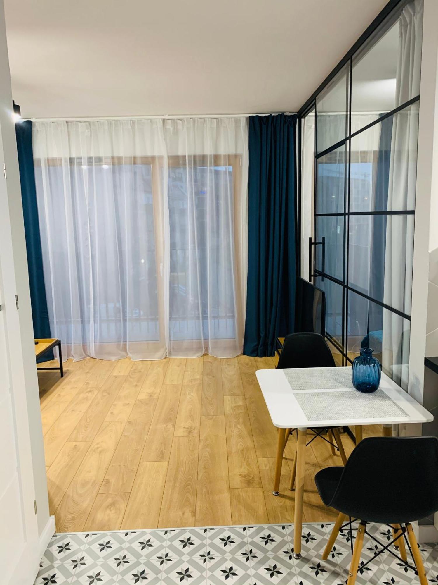 Luksusowy Apartament Z Parkingiem I Klimatyzacja W Samym Centrum Wroclawia Екстер'єр фото